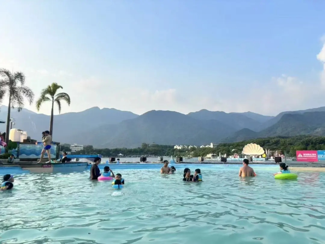 玩水的一天🌊！这里不错！