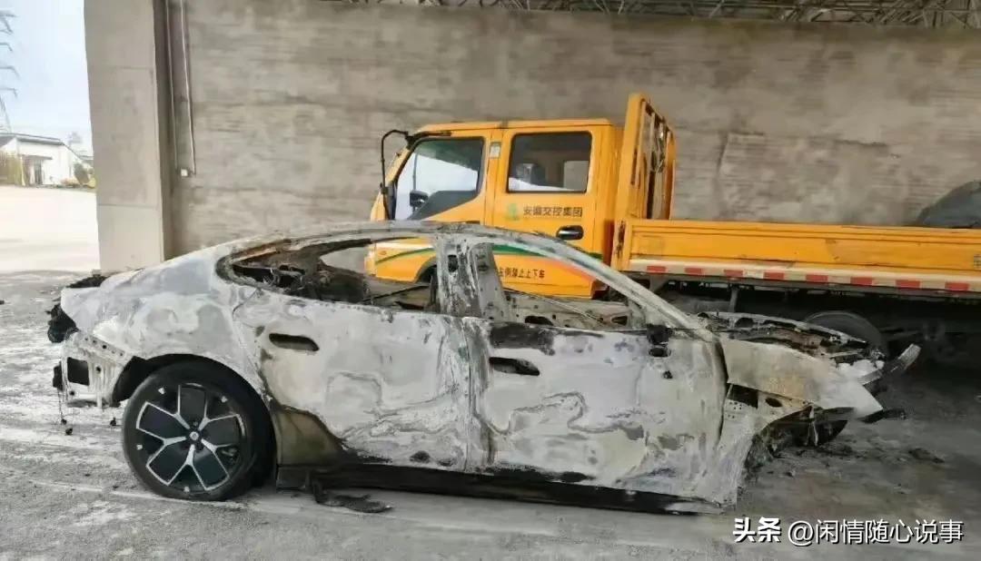 小米SU7高速车祸事故给各位车主一个警醒，那就是目前智驾系统是没法完全识别危险路