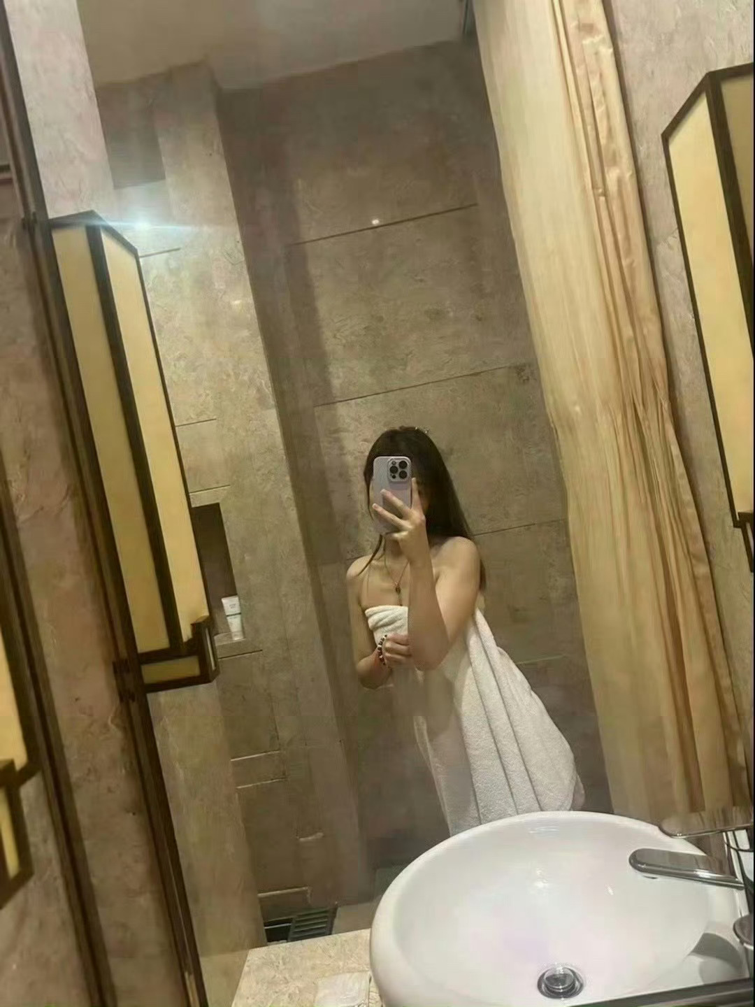 我爱洗澡 皮肤好好 ​​​[看跌]  ​​​