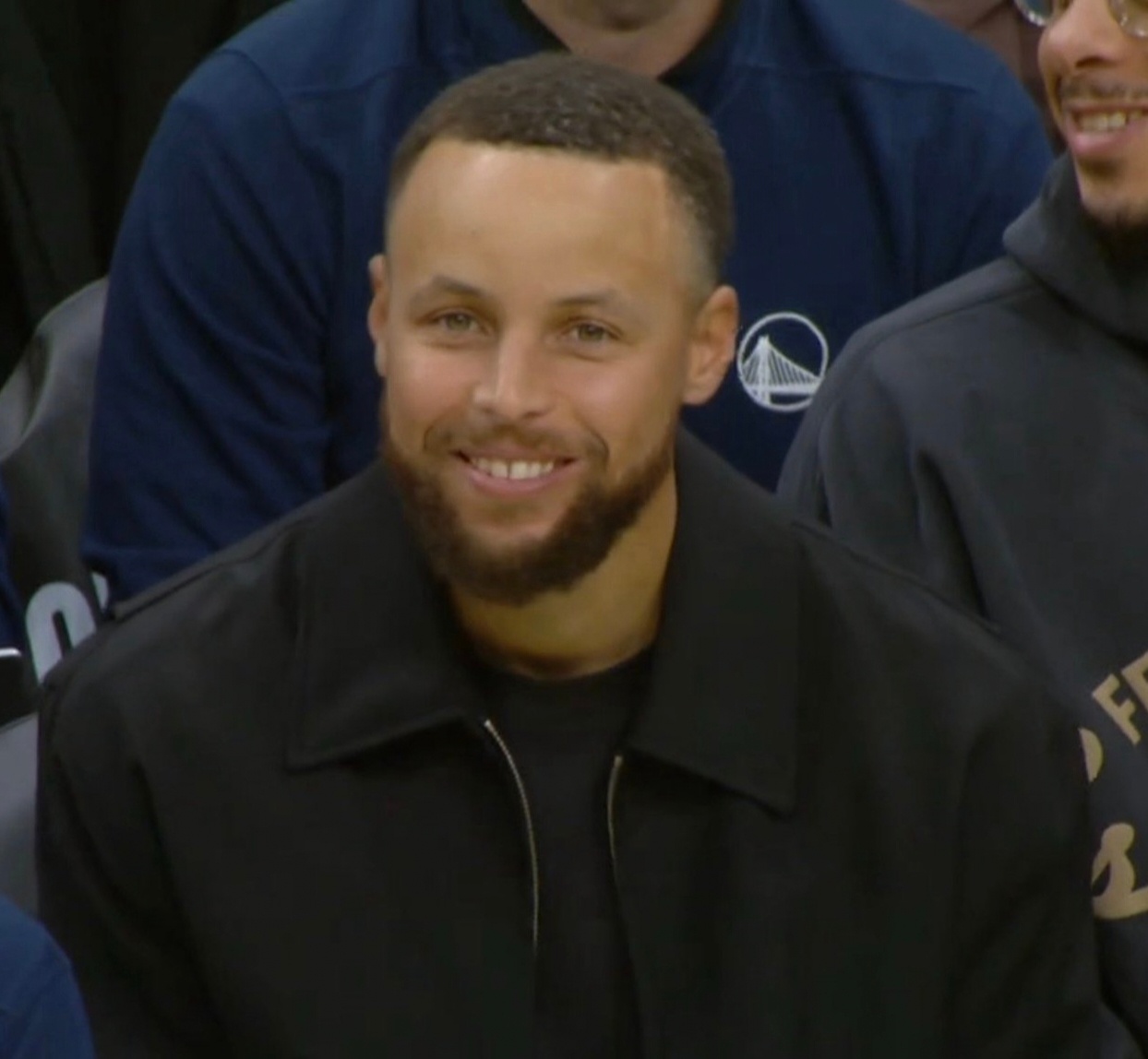 看比赛前&看比赛后库里金州勇士