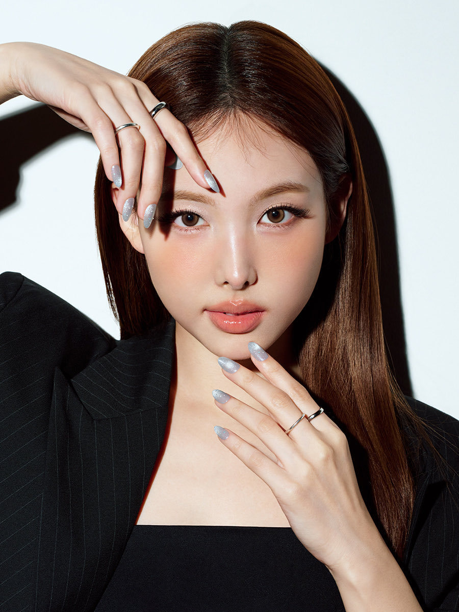 谁想的橘土色腮红，出来挨打 ​​​