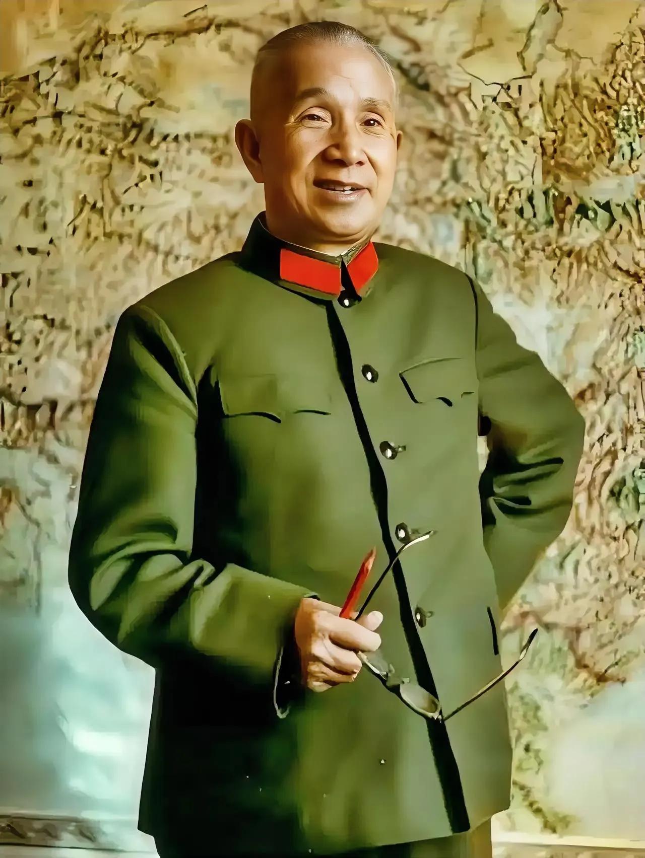 毛主席夸他是“人才、将才、帅才”，“淮海战役，头功是粟裕的！”
       林