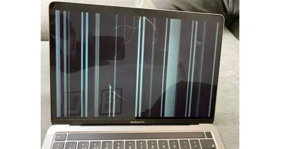 MacBook Pro|苹果太坑！M1 MacBook Pro屏幕破裂不免费维修 用户要发起集体诉讼