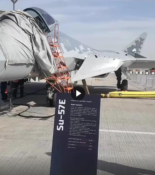 苏-57E战机现身迪拜引发全球瞩目

俄罗斯在2025年迪拜航展上首次在中东地区