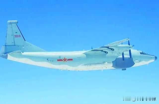 运8T：深海猎手，水下防线的空中守护神

什么飞机能让深海潜艇无处遁形？答案是中