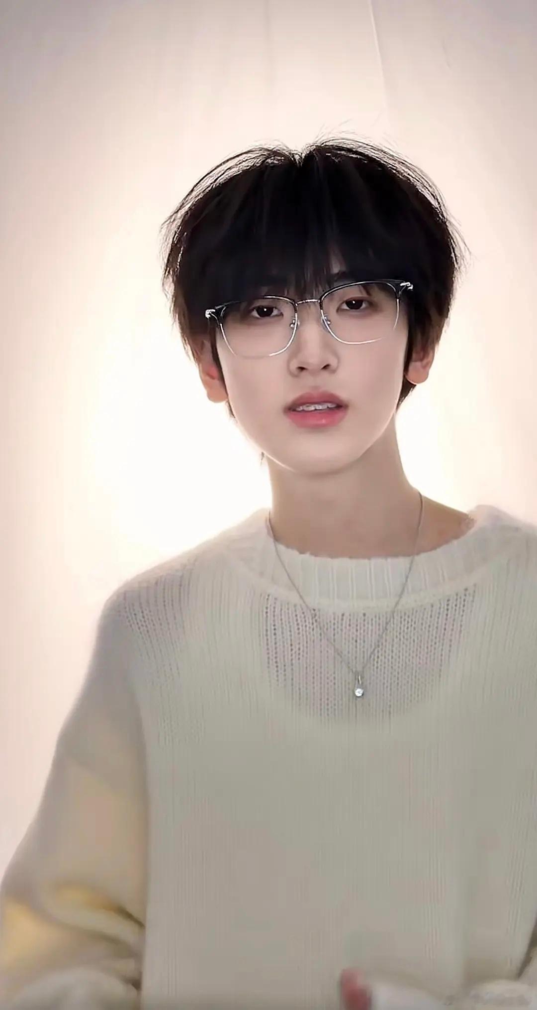 四代左奇函越来越像马嘉祺了