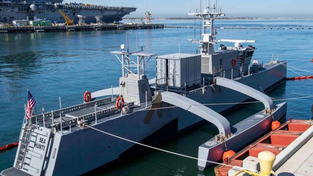 美军加速无人海战布局！2026年将部署两型中型无人艇，2030年目标达30余艘