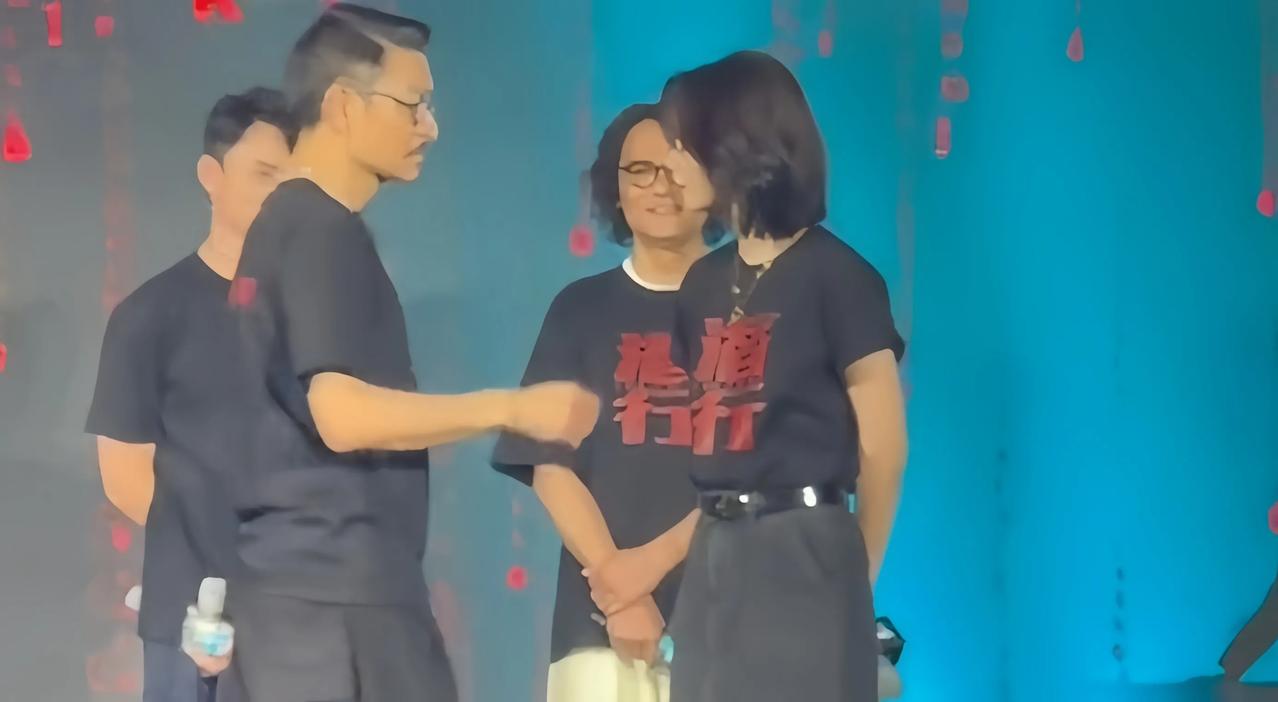 刘雅瑟你很不错哦，华仔的女主角换了好几代人，他却还是他[呲牙]刘雅瑟有什么过人之