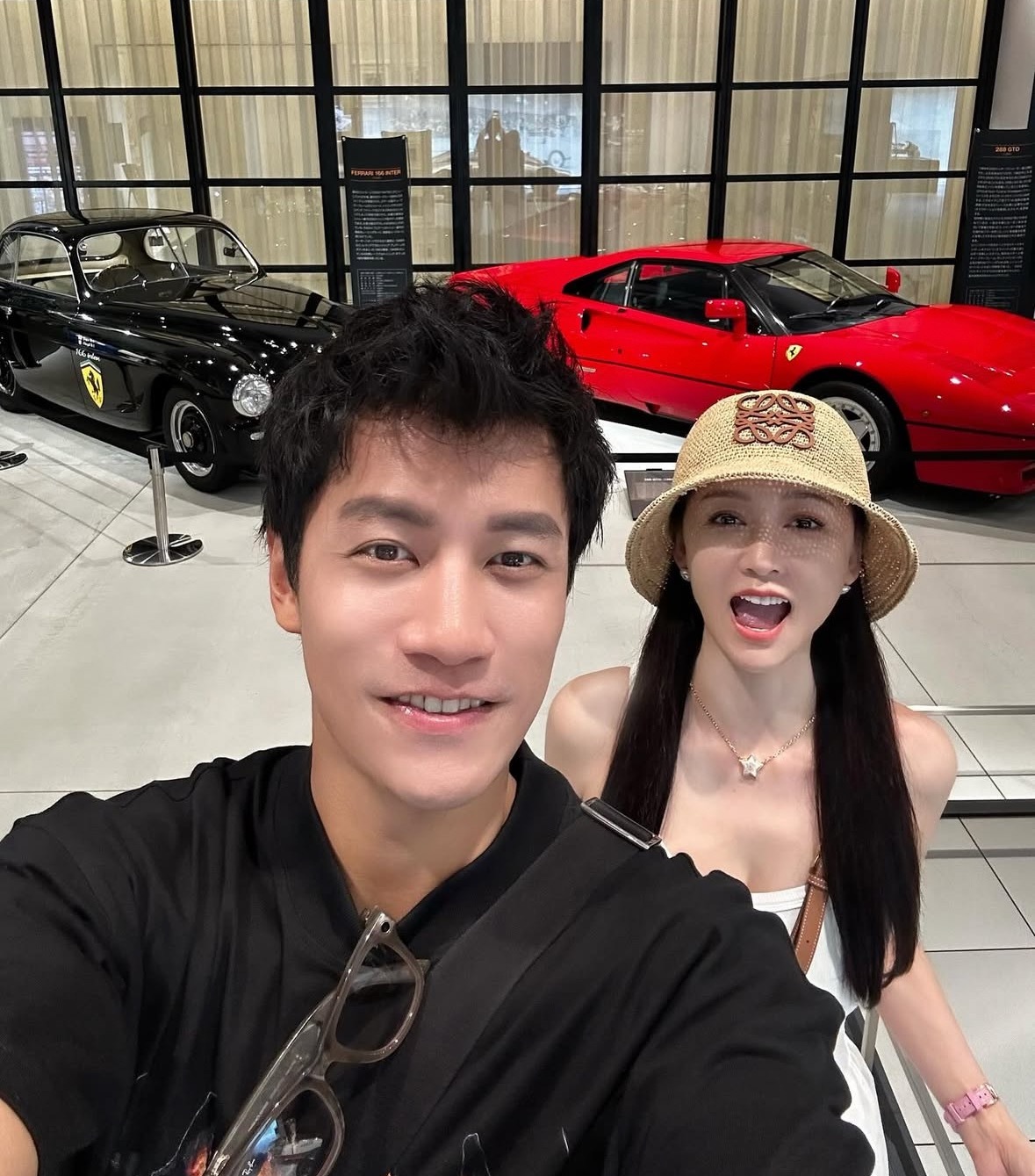 内娱真夫妻持证上岗综艺来了 见过夫妻秀恩爱的，没见过带着结婚证上竞技舞台的😍《