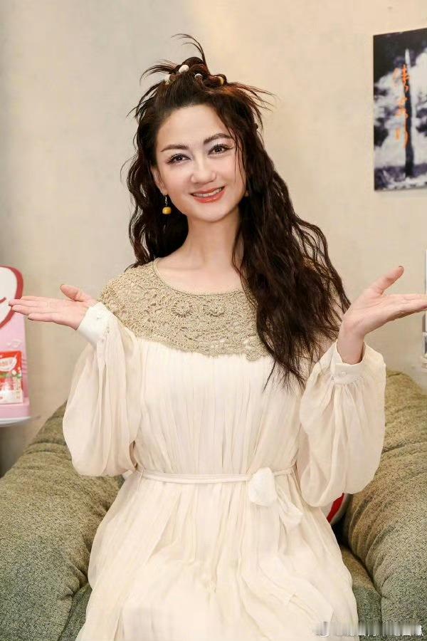 者来女 一款很新的国潮外卖者来女的马甲很多啊，各种身份和标签看的人眼花缭乱，期待