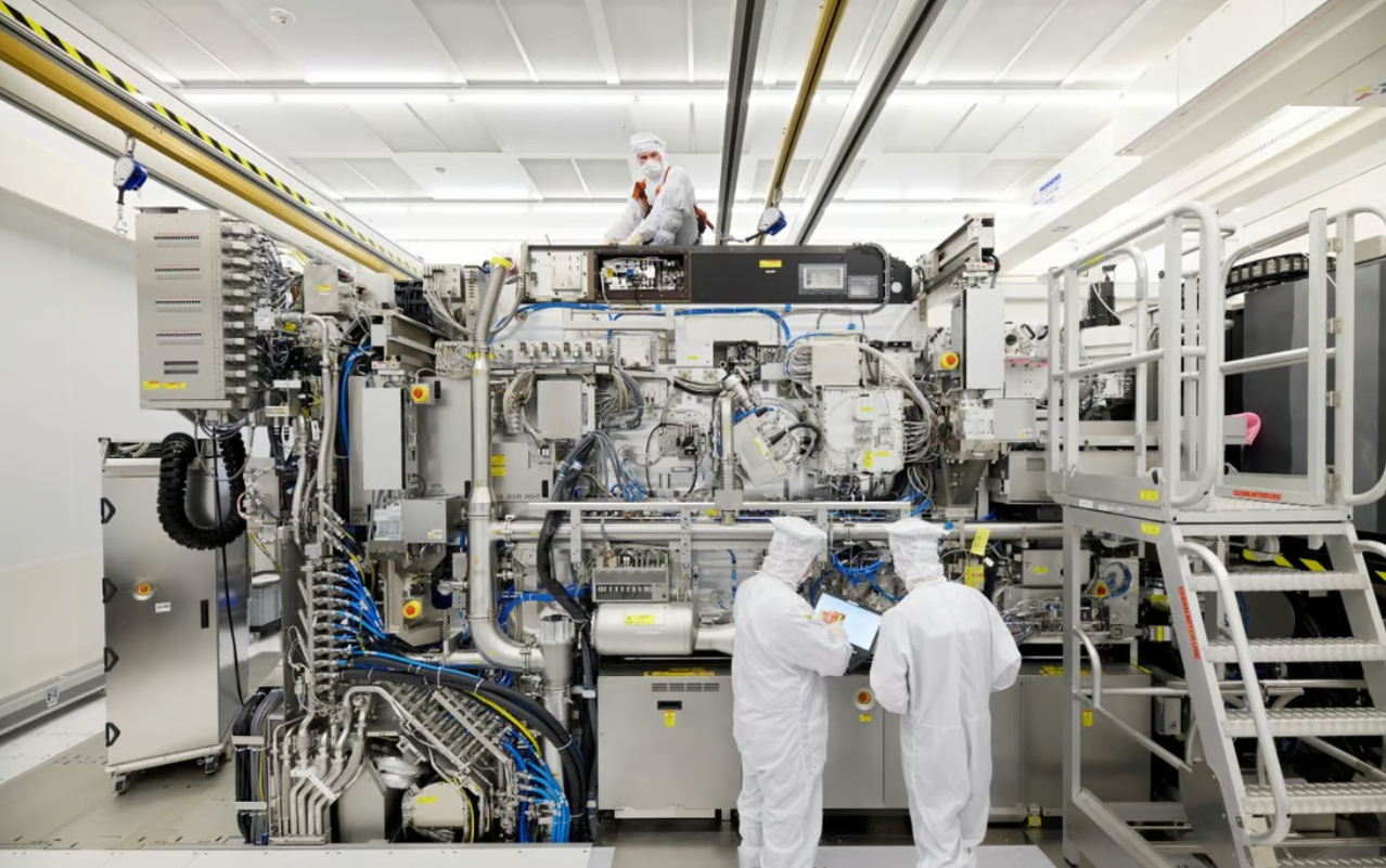 荷兰宣布实施半导体出口管制，9月1日起正式生效我外交部：中方将密切关注有关动向，