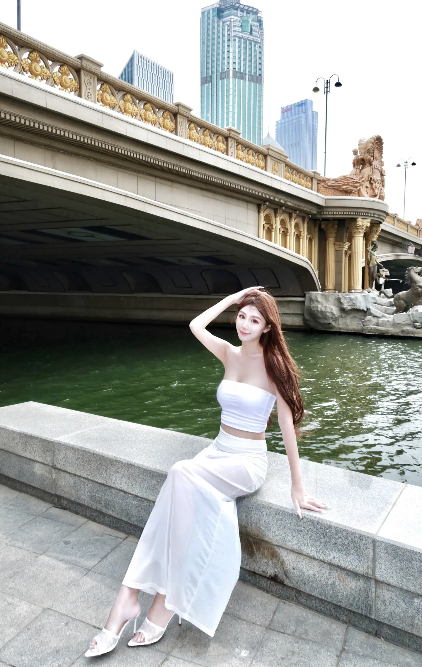 你刷不就为了看两眼姐姐吗