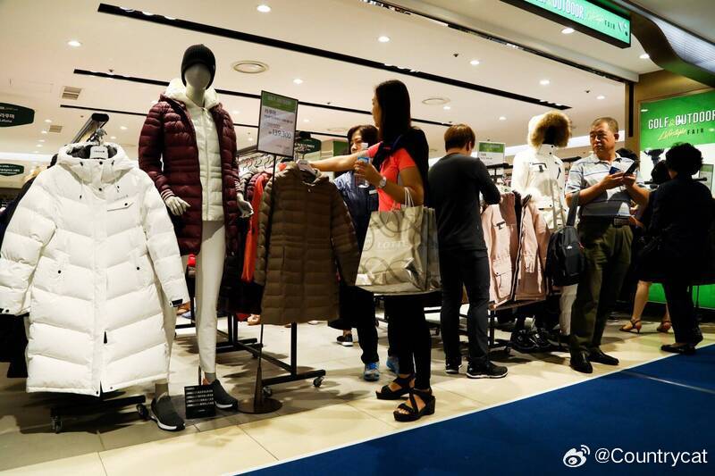 中国男子在韩国百货商场多次盗窃名牌商品，涉案价值约14万元获刑6个月海外新鲜事 