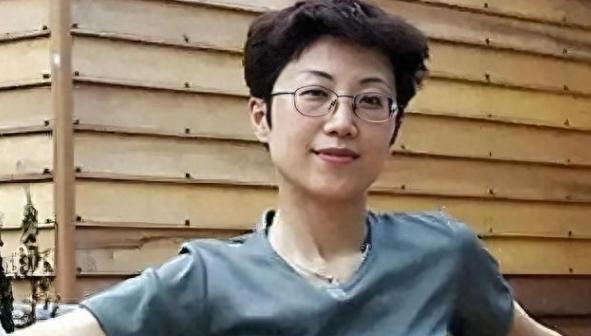 从在中国当间谍被判十年，到回美国倒卖军用芯片被FBI通缉，再到最后两边都不接纳，