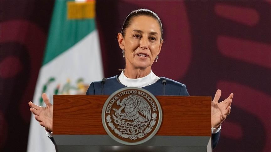 🔻墨西哥总统克劳迪娅在墨西哥大学城的演讲中提到，🇺🇸总统特朗普之前打过电话