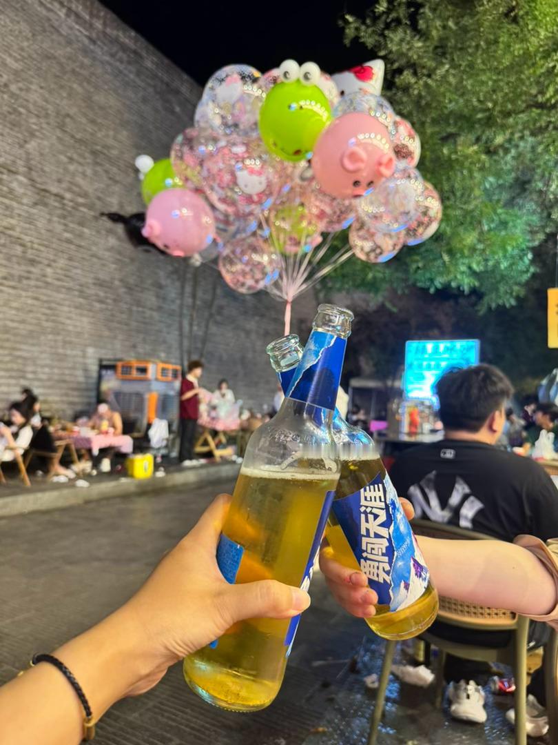 聊起上次一起看世界杯已经是十二年前的事了岁月啊 