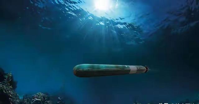 航母最惧怕的武器非重型鱼雷莫属，以航母的吨位可抗住10-12枚重型反舰导弹，但重