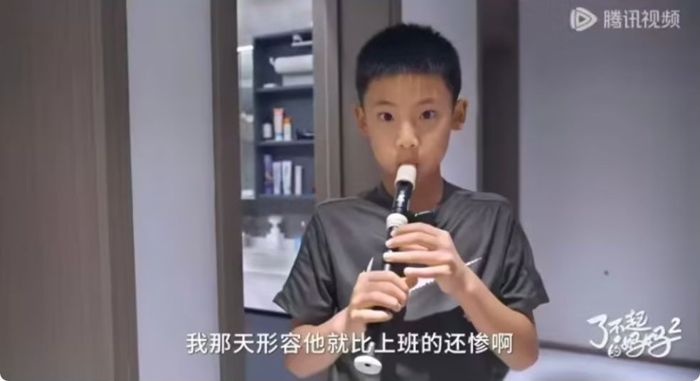 姥姥奥运冠军，妈妈全能学霸，10岁儿子哭诉：我真的好累 