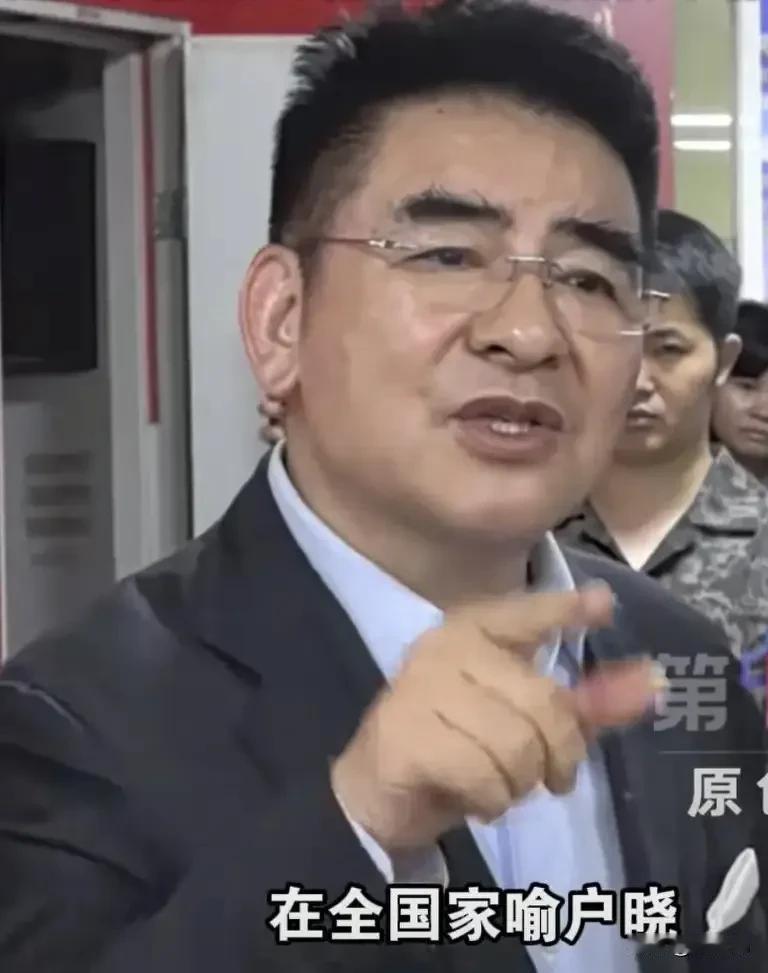 标哥这次到底是怎么了
好几个版本
看来这里的故事很深，接下来梳理一下！



面