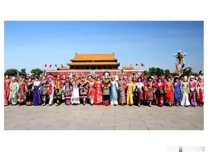 其实中国人最被低估的不是科技，也不是经济。而是我们所有普通老百姓平均的认知水平，