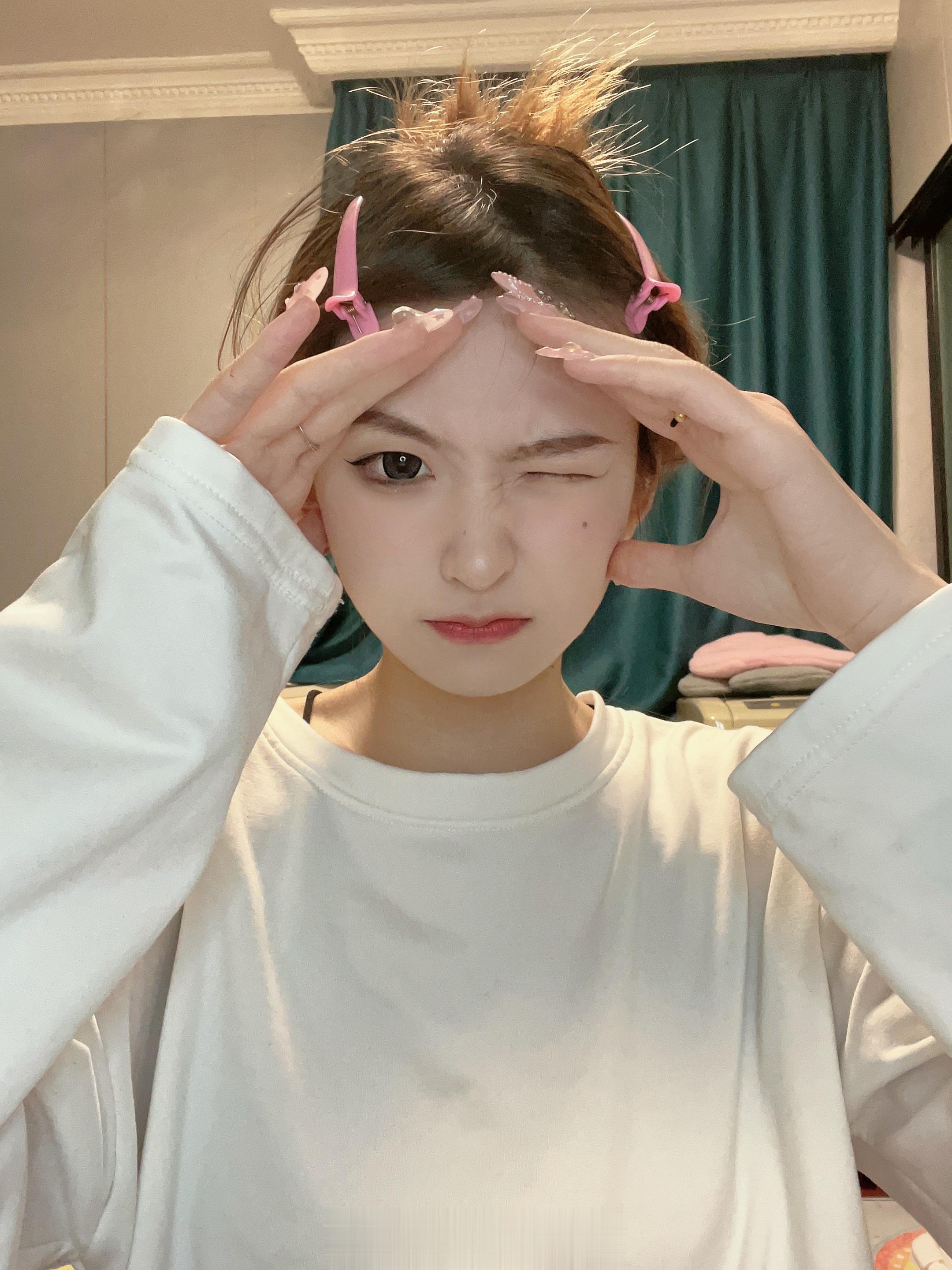 闲言碎语  ​​​