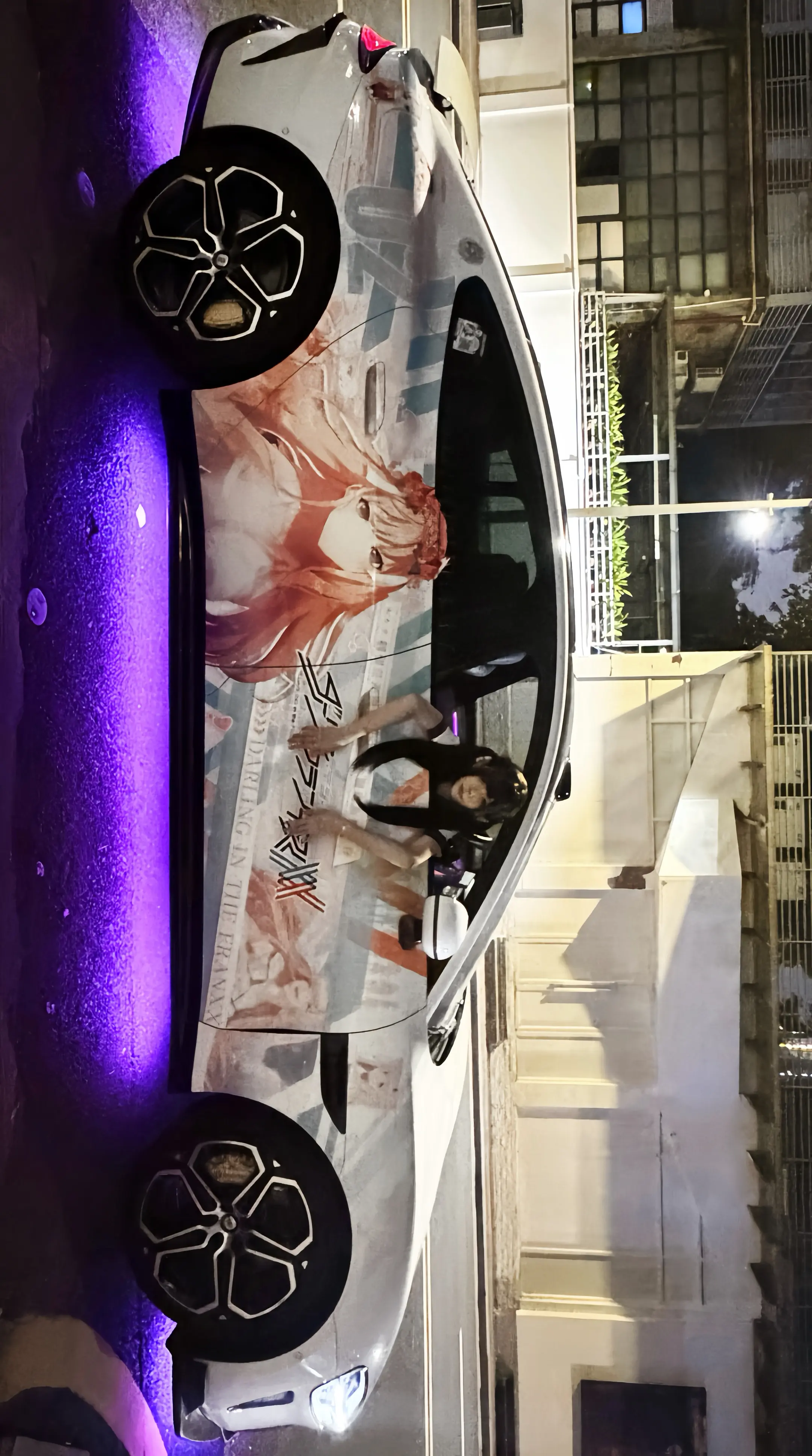 谁许你天上人间 谁同你恨海情天