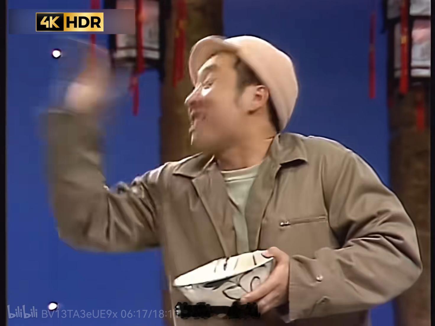 感觉挺幽默的，一边是官方说100米第一，另一边是用户说连鞋带都系不好 