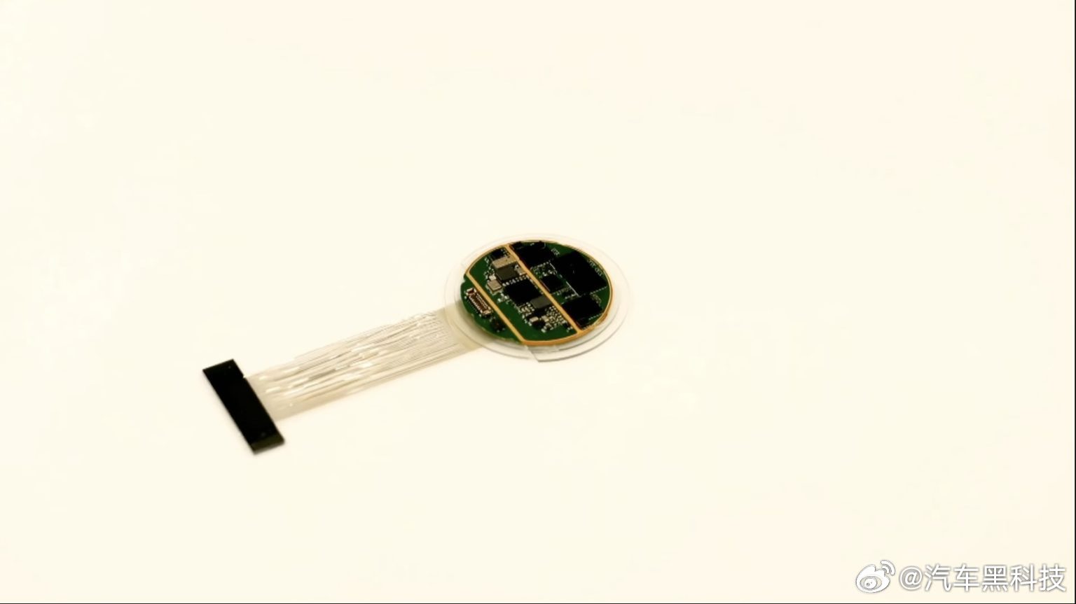 全球12人已植入Neuralink脑机芯片 2024年年初，马斯克脑机接口开启人