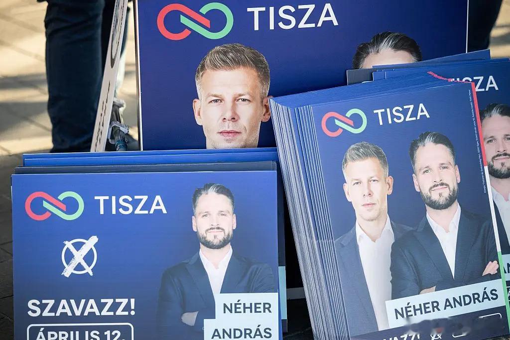 万斯代表特朗普亲自去给匈牙利欧尔班助威之后，欧尔班的支持率好像并未见起色，4月1