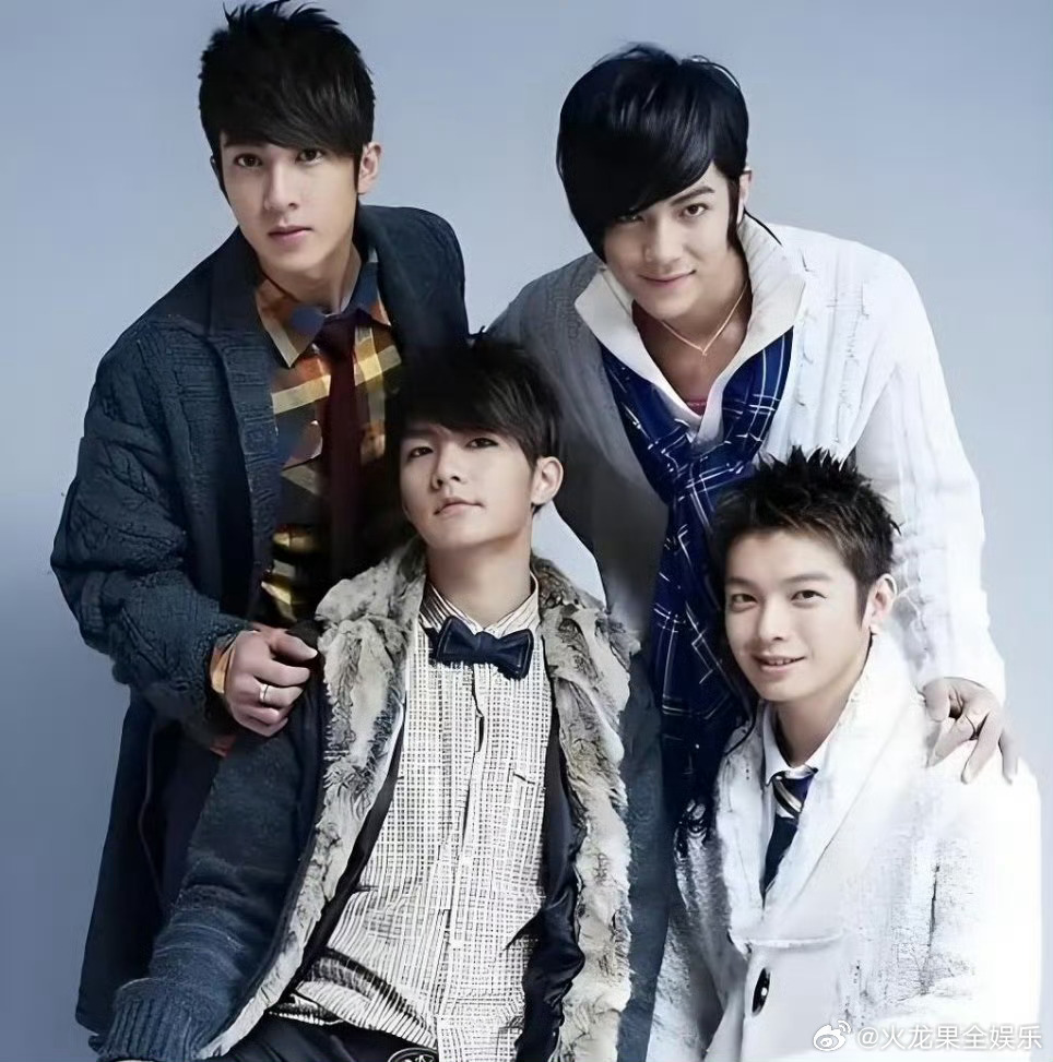 Tank被SHE飞轮海E到了原来飞轮海名场面是tank写的 i人的终极噩梦：和S