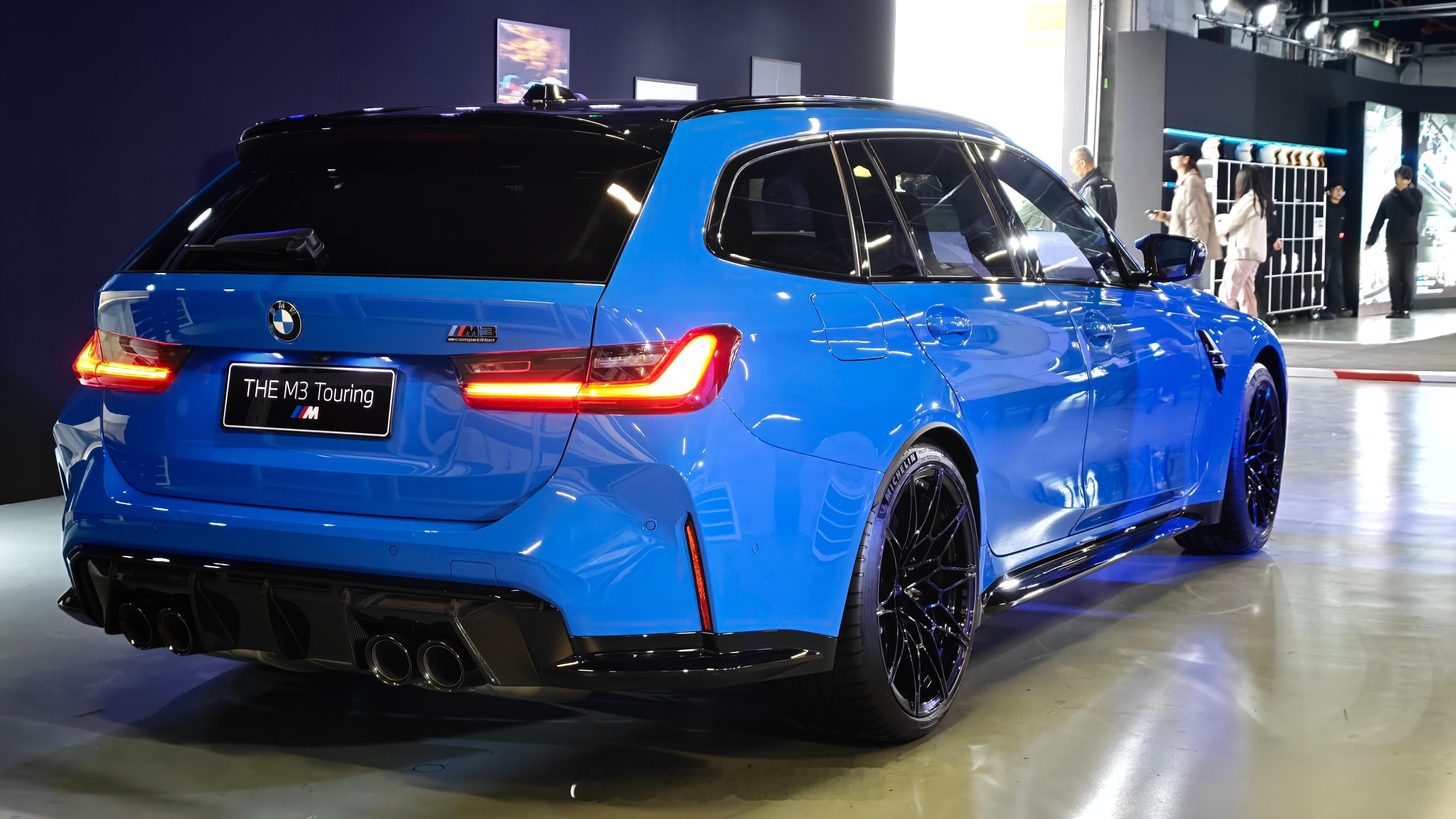 M3T离近看实车，第一感觉这旅行车怎么这么低？G80车高1440  G81车高1