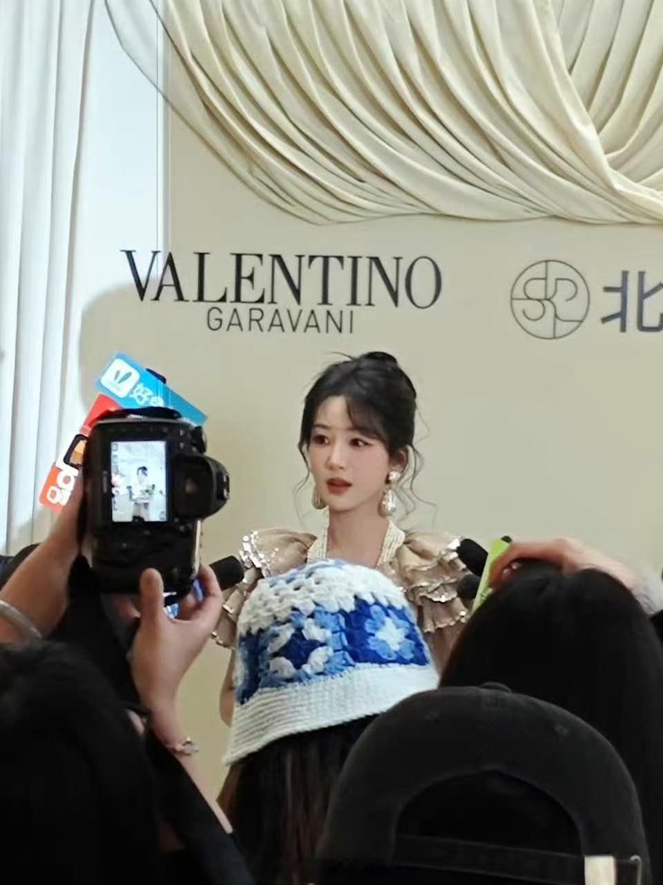 紫妹今天美爆了[爱慕] 