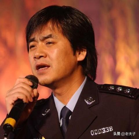 中国音乐人物之第462位，崔京浩（1972年一）朝鲜族，生于黑龙江省移棱县。
师