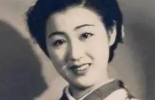 1945年，中国远征军在缅甸意外俘获十余名日军溃兵，团长原欲处决所有战俘，然而战