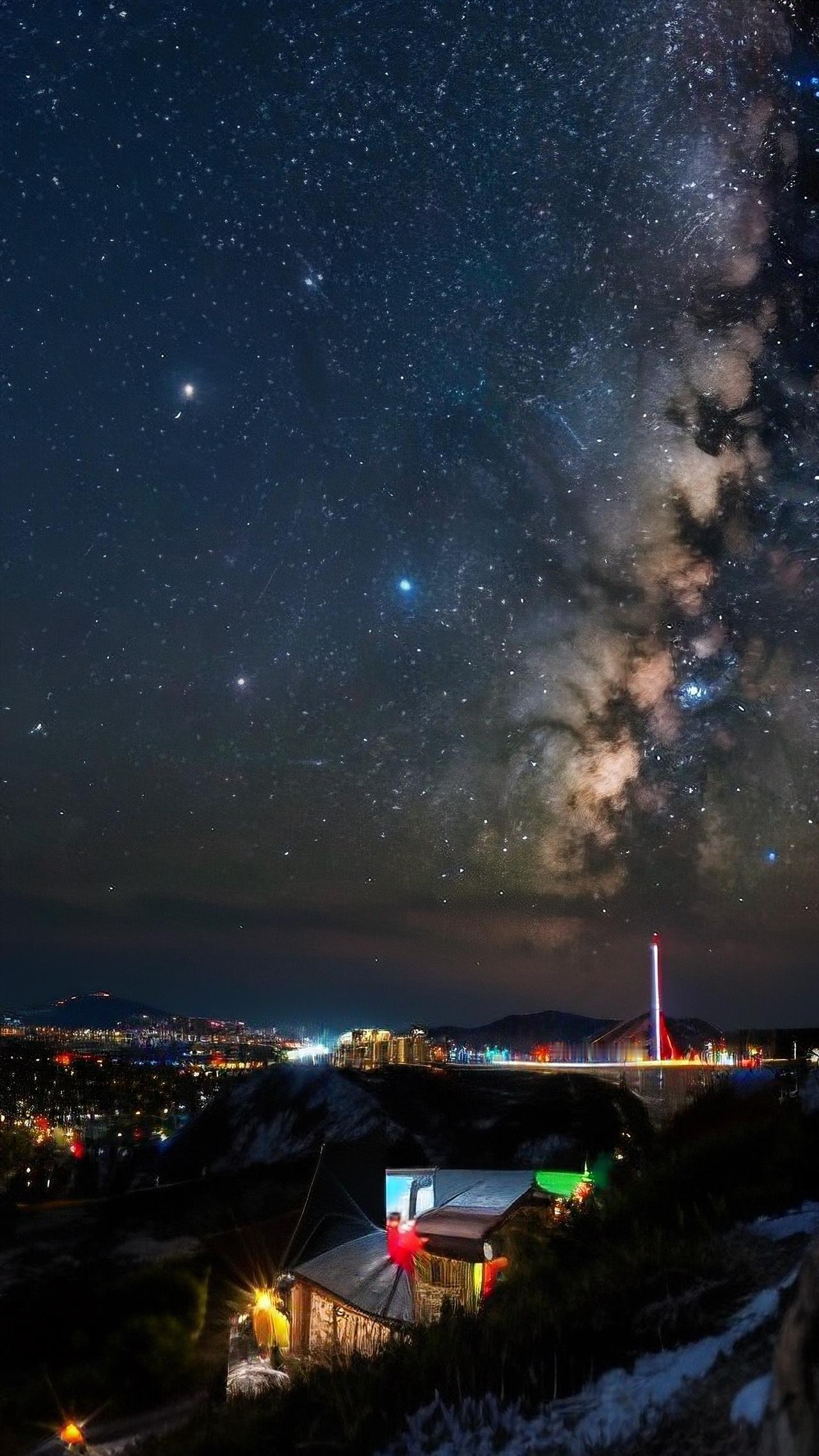 夜夜星辰耀西窗

2. 岁岁春风拂南山