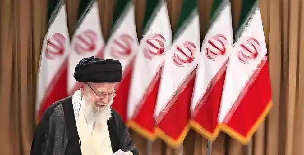 
美国这回的算盘，怕是要落空。

委内瑞拉正被扣油这事儿搞得焦头烂额，伊朗直接