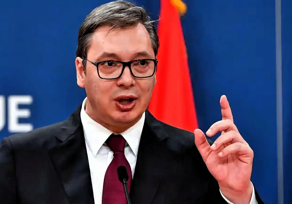 几个邻国正盘算着怎么联手对付塞尔维亚，结果武契奇不慌不忙亮出了底牌。

射程40