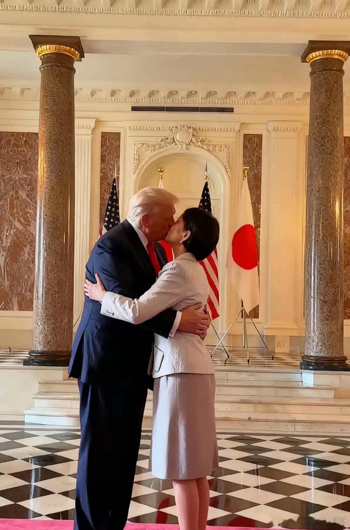 特朗普和日本女首相，这是真的吗？ ​​​