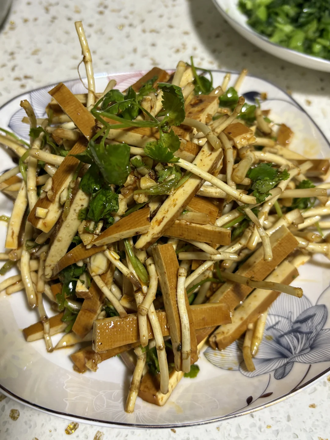 向右滑动➡️  看看四川人一天吃的撒子菜