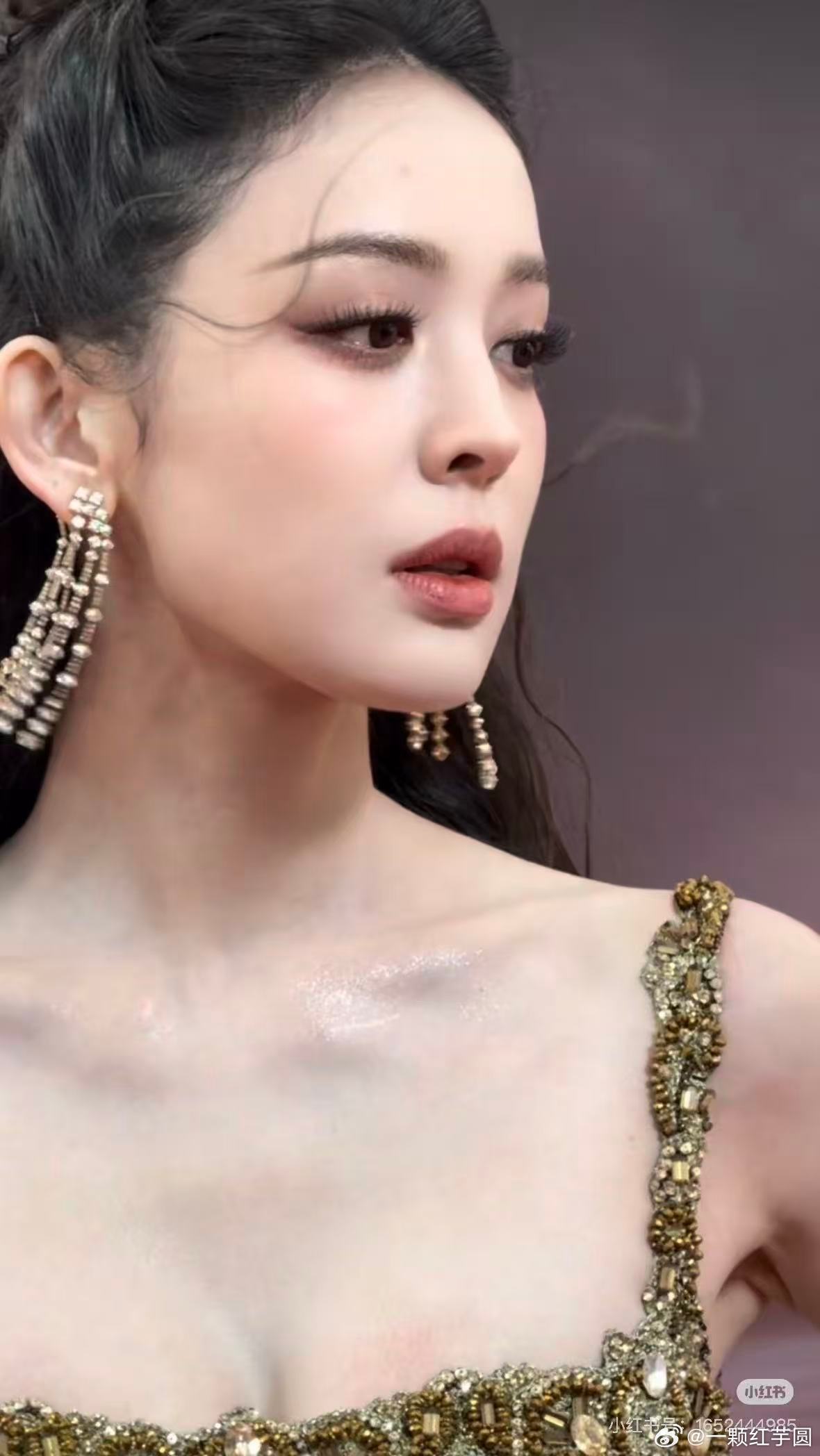 娜扎 人间维纳斯娜扎太美了！！美神降临既视感，大长腿也很好看！！这次造型很好啊 