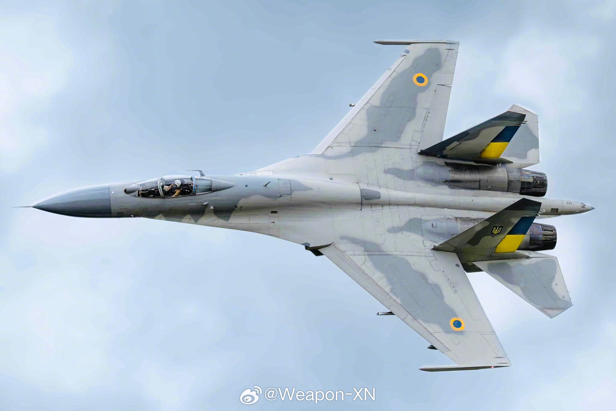 #俄乌局势新进展# 乌克兰空军苏-27战斗机换装类似美国空军 F-15 的罗盘幽