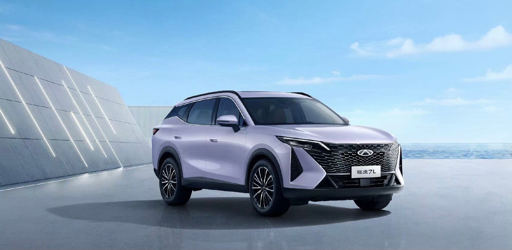 如果你有十多万的预算，想买一辆燃油SUV，会考虑瑞虎7L吗好开又省油，瑞虎7L实