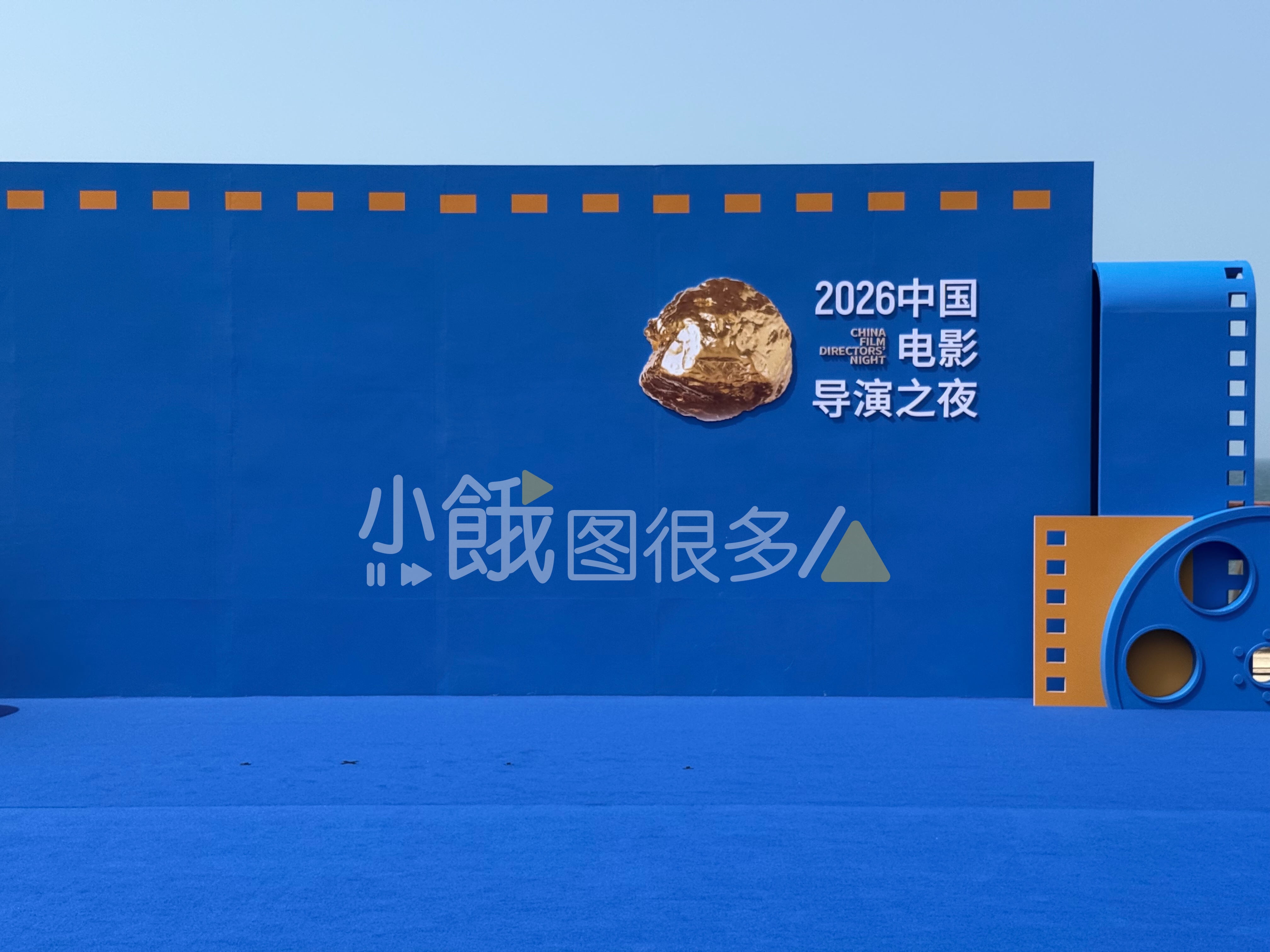今天这个烈日当头风景是好的！ 