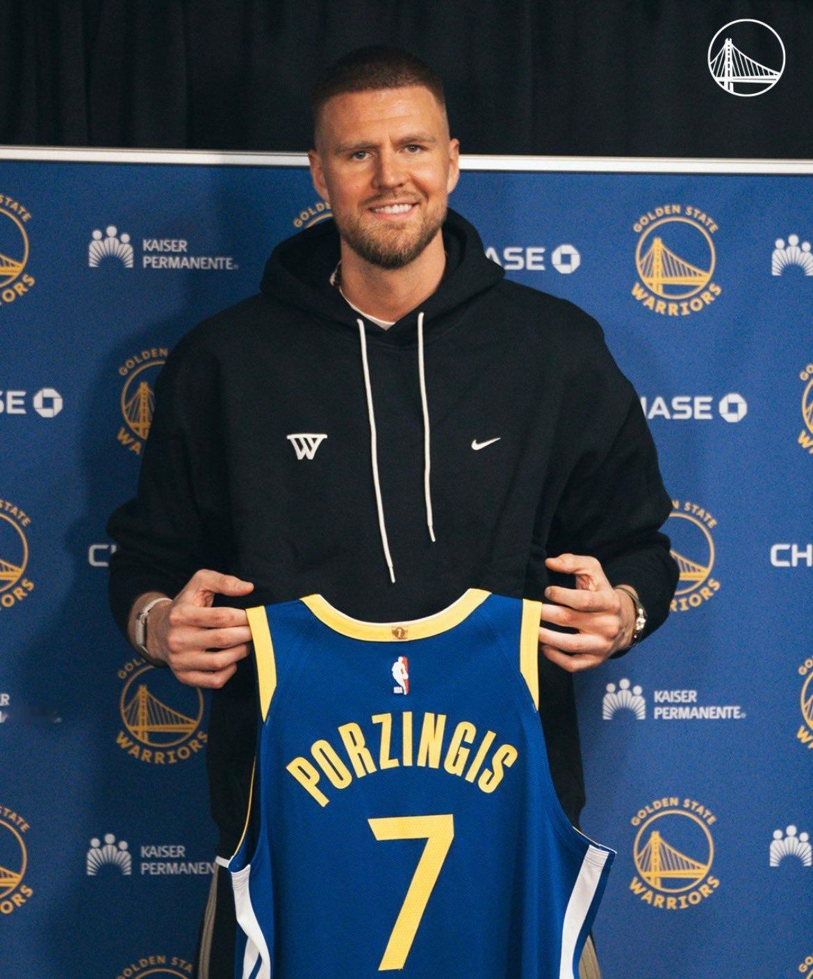 其实吧，如果波神健康状况下，如果让他继续和霍福德搭配组合，或者库里归来都还是有搞