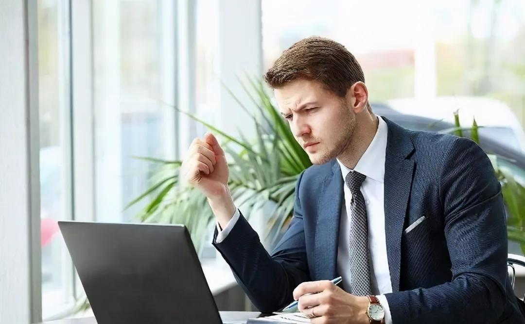 震惊！领导出轨闹剧背后隐藏的真相，导致公司上下陷入血战，职场关系崩塌的内幕曝光