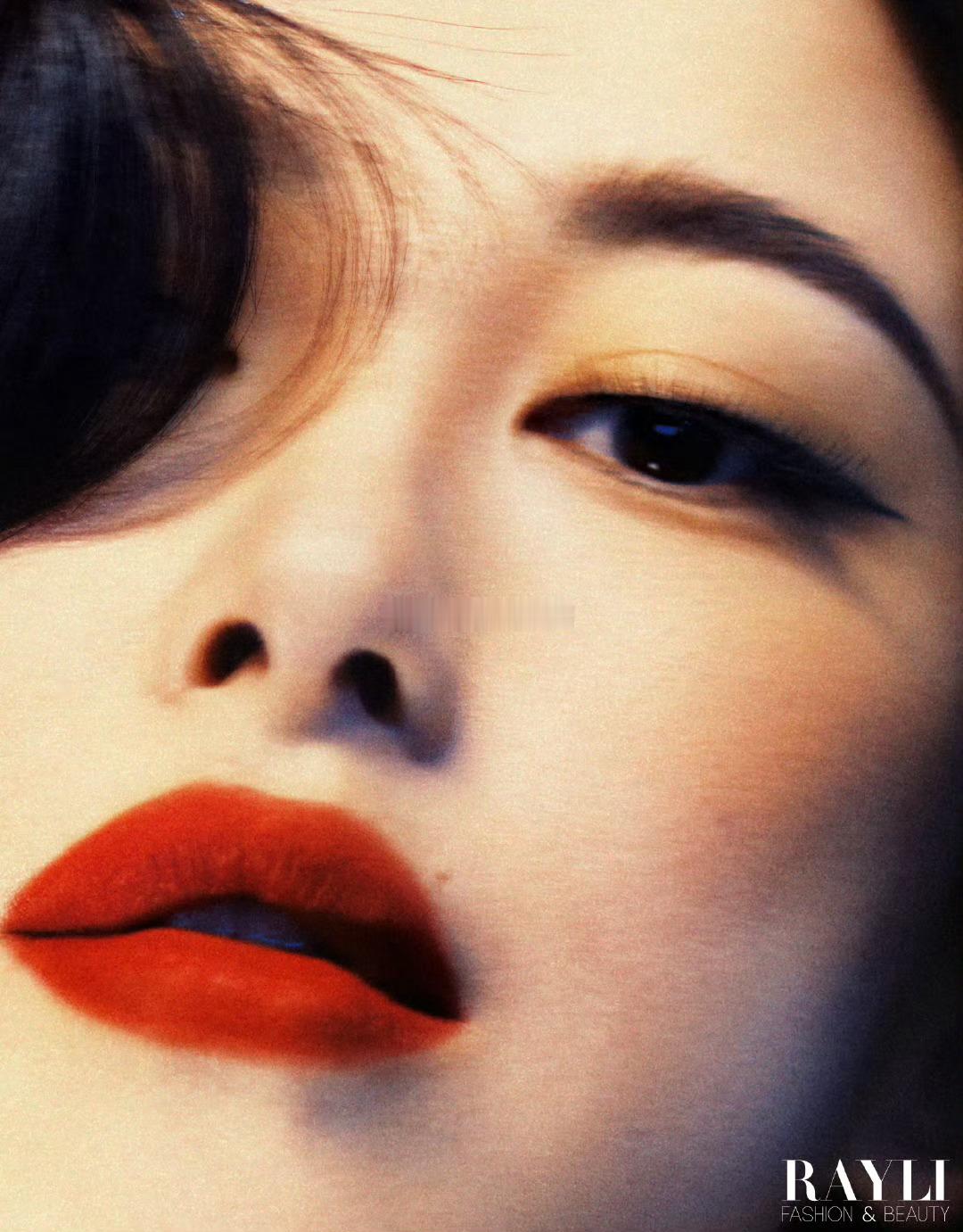 朱珠烈焰红唇港风美人 好美啊！好一个港风美女 