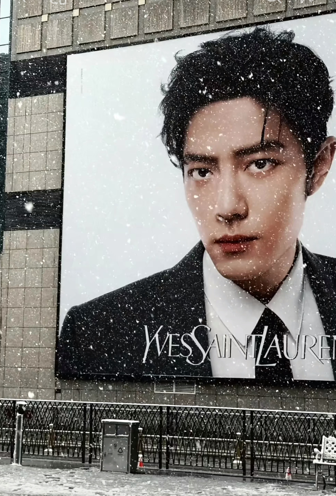 大雪中的地广太好看了 