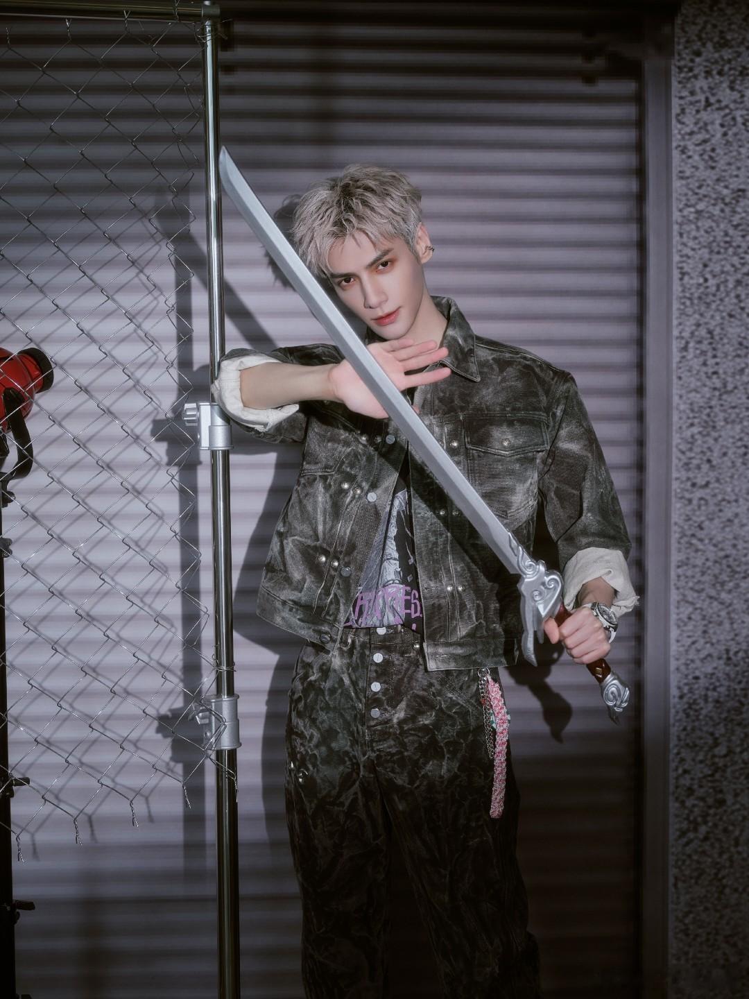 罗云熙/壁纸/头像 ​​​