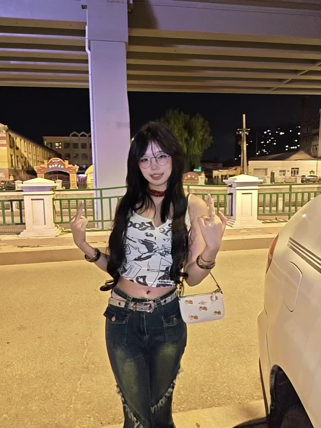 你说的话太假 我分不清虚伪