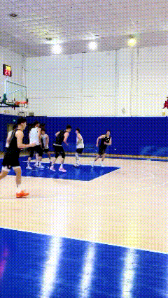 羡慕哭！NBA探花给辽宁男篮当陪练，这资源太难得，梅奥不但负责辽宁U15男篮比赛